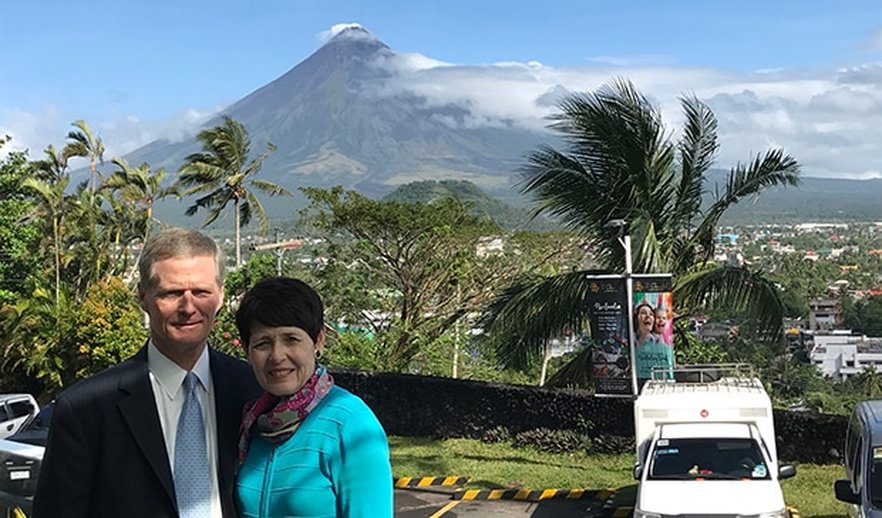 Elder Bednar Praises Filipino Members’ “Uncomplicated Faith,” Resiliency