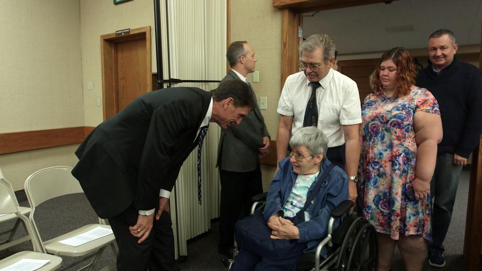 Mormon Leaders Visit Fire Evacuees in Northern California