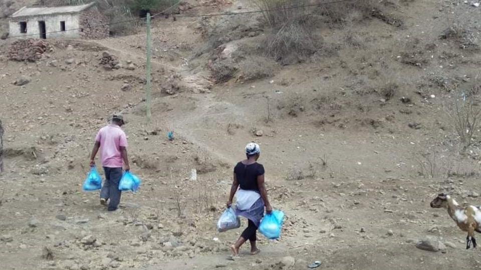 Church Donates Food and Hygiene Items to Marginalized Families in Santiago Island