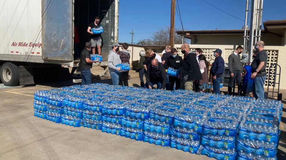 Texans Receive Aid From Church Following Record Winter Storm