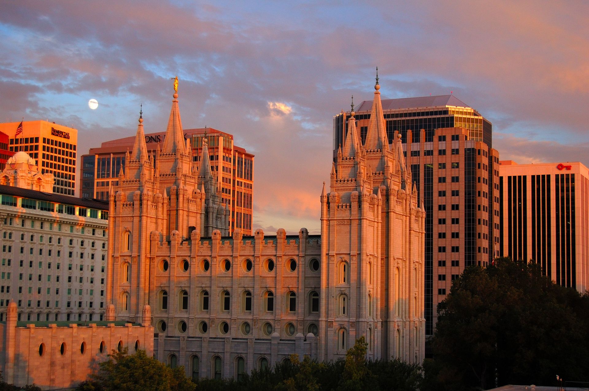 First Presidency open temples to full operation