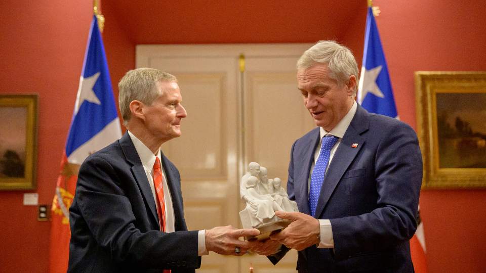 Elder Bednar Meets With Chilean President José Antonio Kast in Santiago